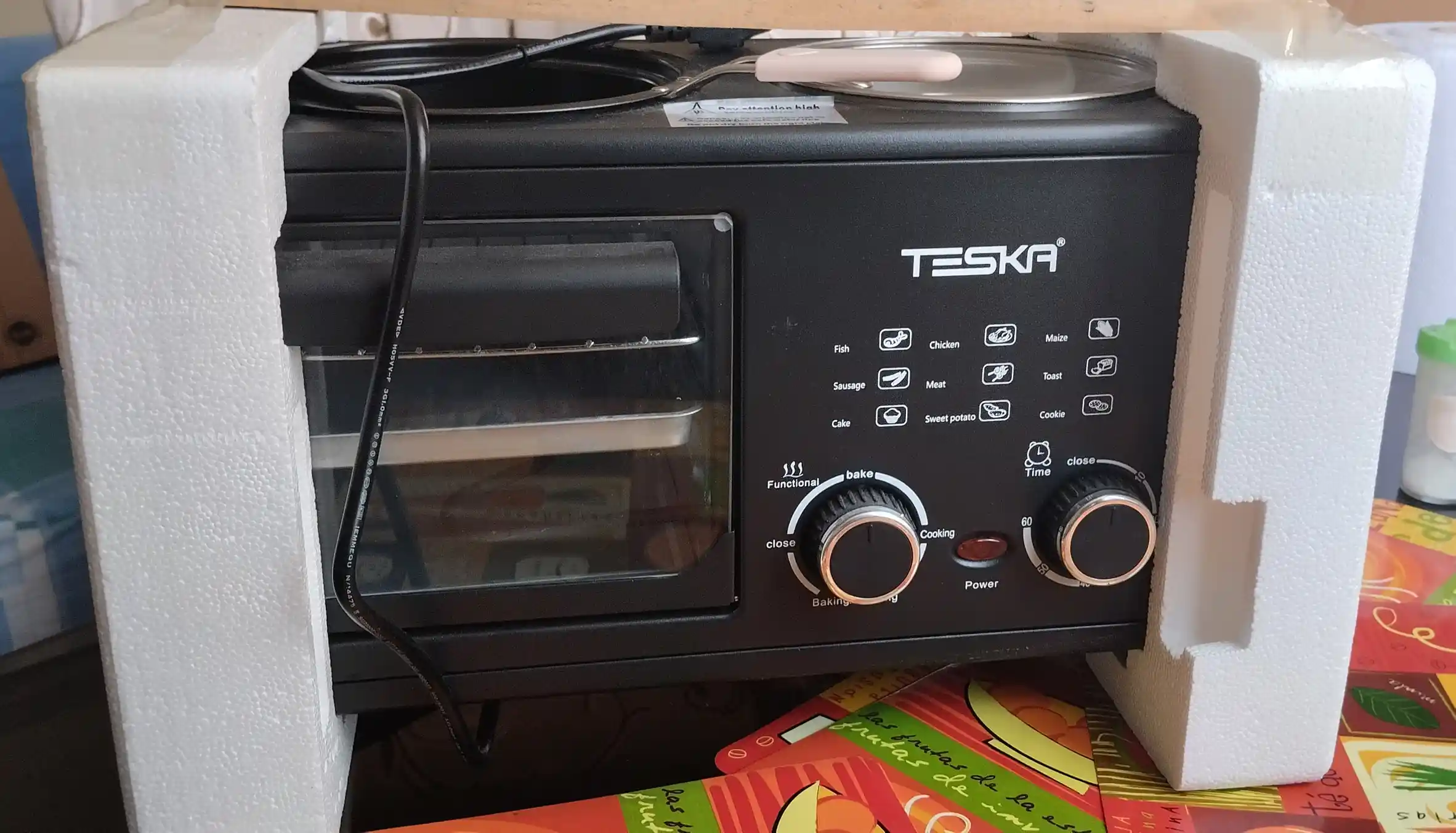 Mini horno eléctrico TESKA 4 en 1